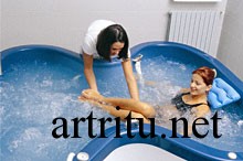 Подводный массаж при артрите